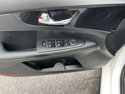 Used 2023 Kia Forte GT-Line w/ GT-Line Technology Package image 14