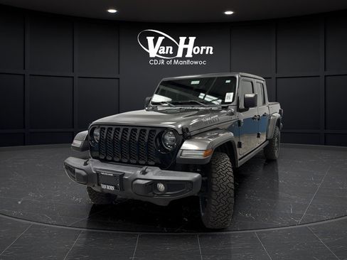 Used 2022 Jeep Gladiator Sport AWD/4WD image 3