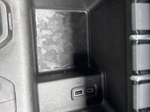 Used 2023 Chevrolet Colorado W/T image 26