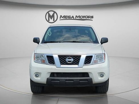Used 2020 Nissan Frontier SV AWD/4WD image 12