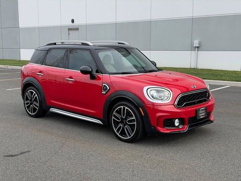 Used 2017 MINI Cooper Countryman S FWD image 3