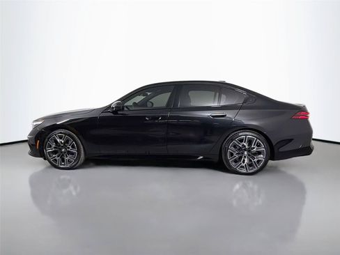 New 2026 BMW i5 eDrive40 w/ M Sport Package RWD image 16