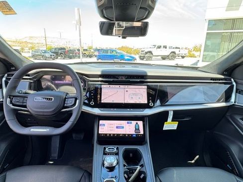 New 2025 Jeep Wagoneer S Launch Edition image 14