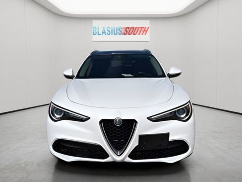 Used 2019 Alfa Romeo Stelvio Ti image 8