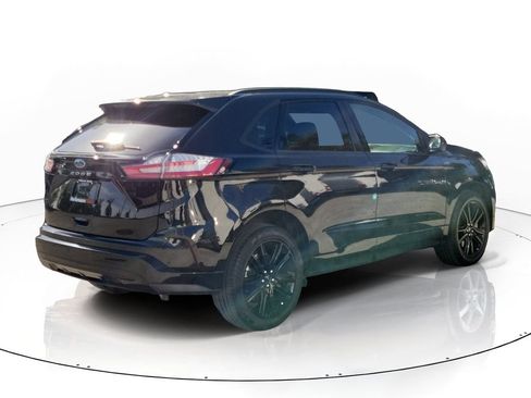 Used 2023 Ford Edge ST-Line AWD/4WD image 6