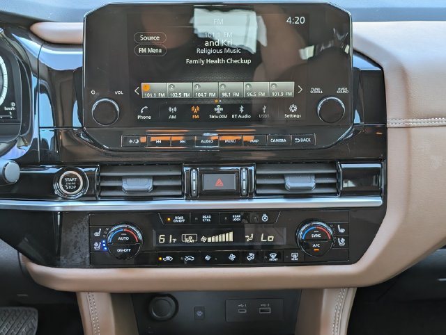 Used 2024 Nissan Pathfinder Platinum w/ Cargo Package FWD image 18