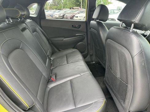 Used 2020 Hyundai Kona Limited FWD image 12