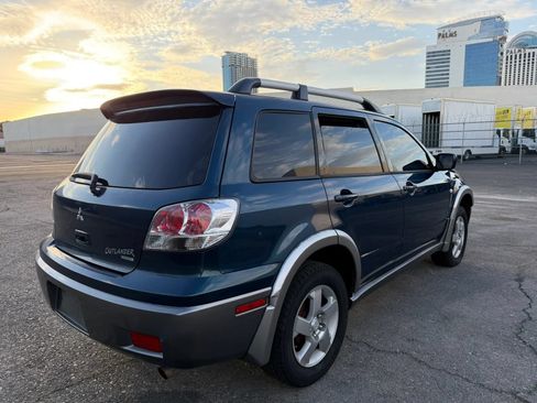 Used 2004 Mitsubishi Outlander XLS AWD/4WD image 5
