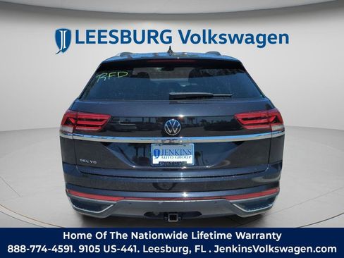 Used 2021 Volkswagen Atlas Cross Sport SEL FWD image 7