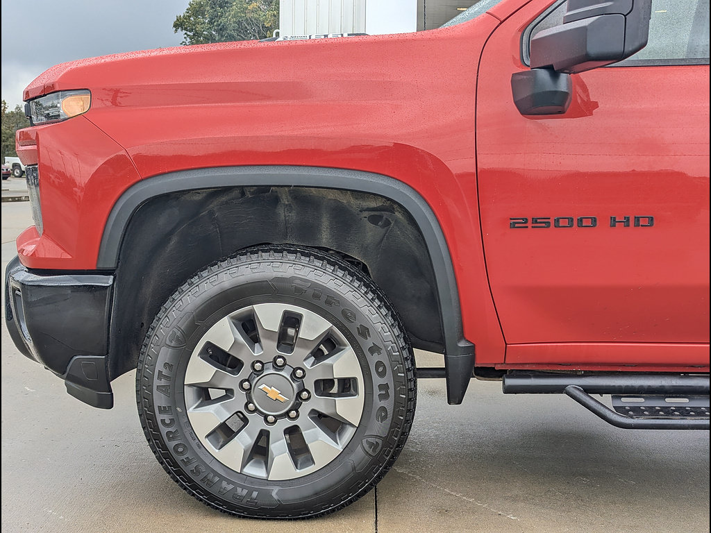 Used 2024 Chevrolet Silverado 2500 Custom w/ Custom Value Package AWD/4WD image 10