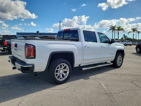 Used 2018 GMC Sierra 1500 SLT image 4