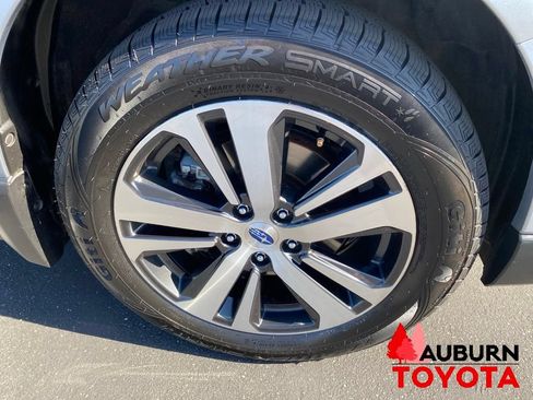 Used 2019 Subaru Outback 3.6R Limited w/ Popular Package #2 AWD/4WD image 11