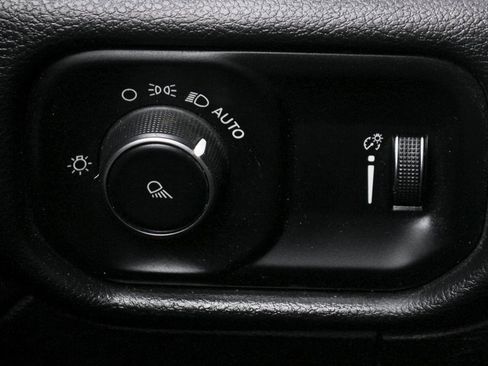 Used 2021 RAM 5500 Tradesman image 16