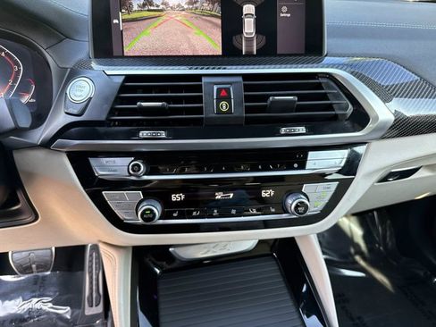 Used 2021 BMW X4 xDrive30i w/ M Sport Package AWD/4WD image 28
