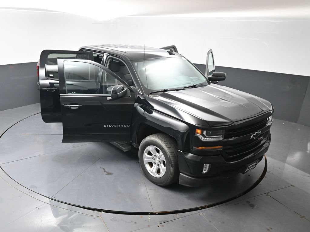 Used 2018 Chevrolet Silverado 1500 LT w/ All Star Edition AWD/4WD image 57