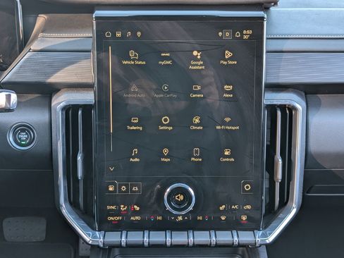 Used 2025 GMC Acadia Elevation image 26