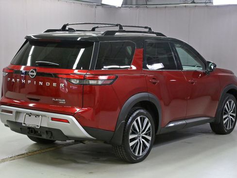 Certified 2022 Nissan Pathfinder Platinum w/ Cargo Package image 16