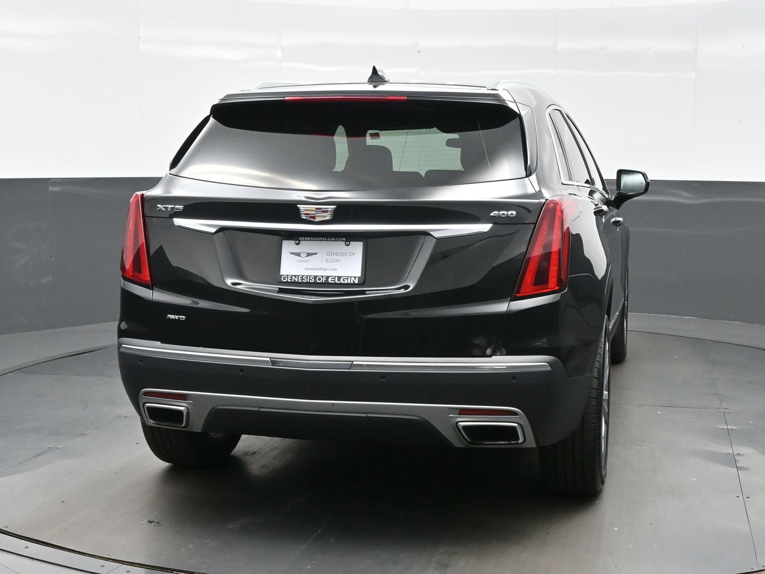 Used 2024 Cadillac XT5 Premium Luxury w/ LPO, Floor Liner Package AWD/4WD image 5