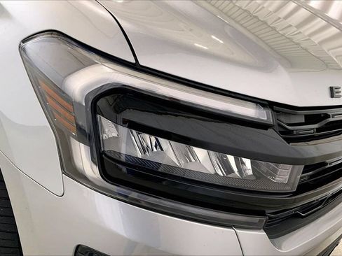 Used 2023 Ford Expedition Limited RWD image 28