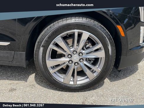 Used 2023 Cadillac XT5 Premium Luxury w/ Technology Package FWD image 9