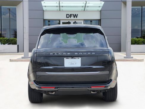 New 2026 Land Rover Range Rover Long Wheelbase SE image 6