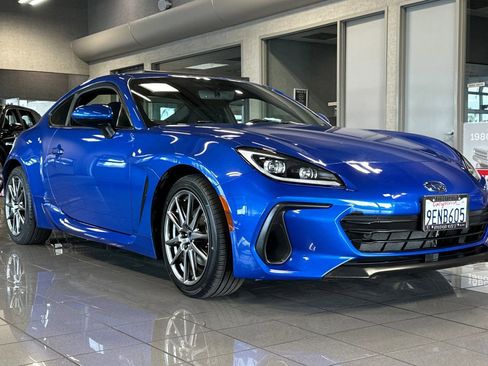 Used 2023 Subaru BRZ Premium w/ Popular Package #2 RWD image 2