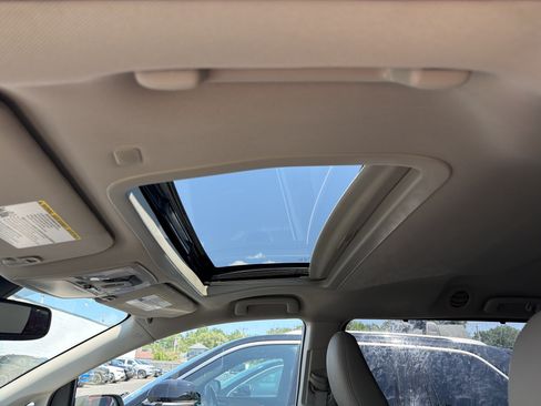 Used 2020 Toyota Sienna XLE w/ XLE Navigation Package AWD/4WD image 23