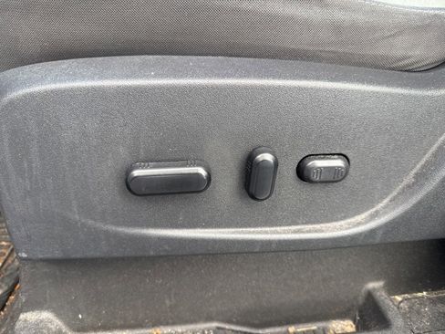 Used 2014 Ford Escape SE image 6