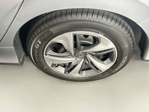 Used 2021 Honda Civic LX image 11
