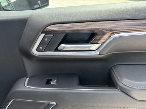 Used 2025 Chevrolet Silverado 1500 RST w/ LPO, Dark Essentials Package RWD image 19