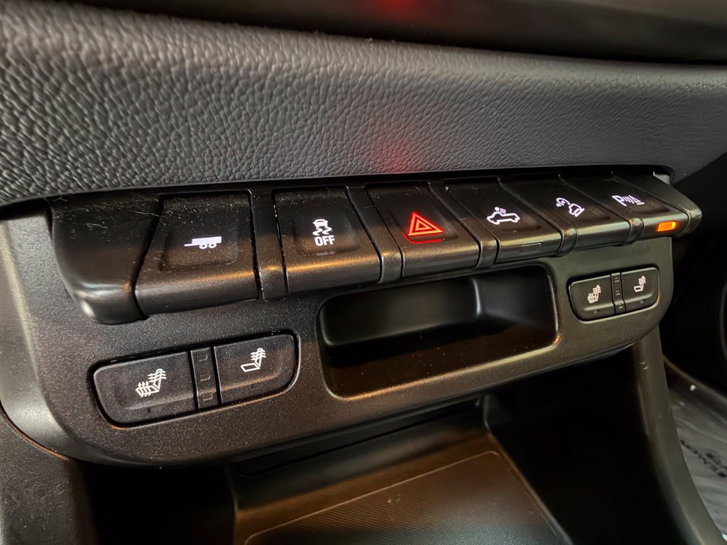 Used 2021 Chevrolet Colorado Z71 AWD/4WD image 37