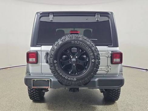 Used 2022 Jeep Wrangler Unlimited Sport AWD/4WD image 6