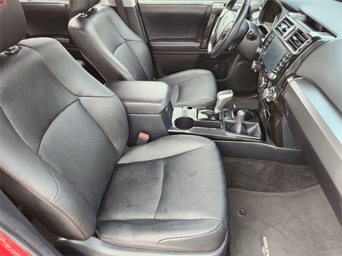 Certified 2024 Toyota 4Runner TRD Off-Road Premium image 10
