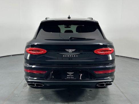 Certified 2022 Bentley Bentayga image 10