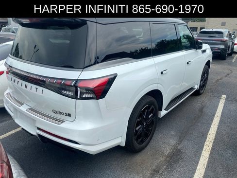 Certified 2026 INFINITI QX80 4WD w/ Sport Exterior Package image 3