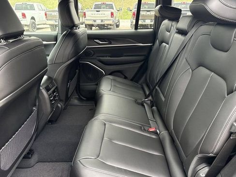 New 2026 Jeep Grand Cherokee Limited w/ Limited Altitude Package image 6