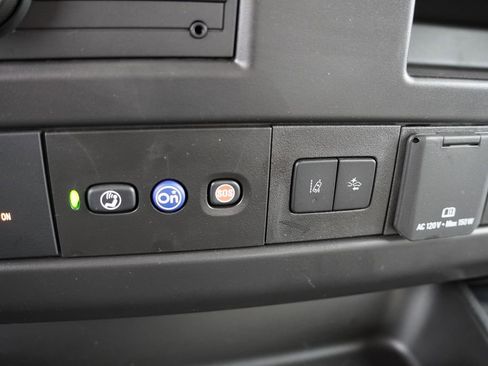 Used 2025 Chevrolet Express 2500 Extended w/ Communications Package image 24