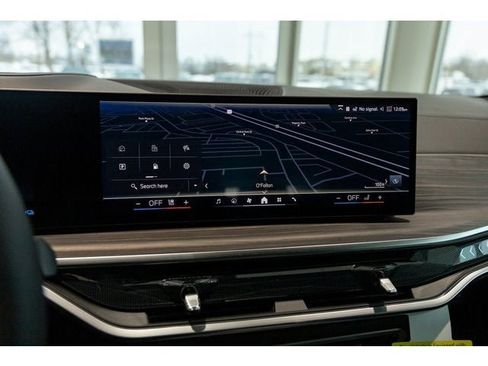 New 2026 BMW X5 xDrive50e w/ Premium Package image 70