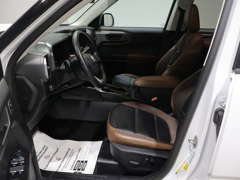 Used 2025 Ford Bronco Sport Outer Banks w/ Outer Banks Tech Package+ AWD/4WD image 9