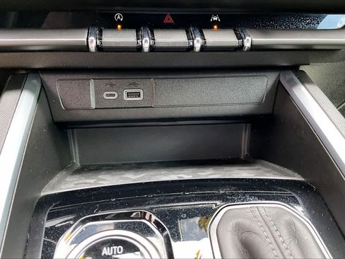 Certified 2024 Chevrolet Colorado Trail Boss w/ Advanced Trailering Package image 33