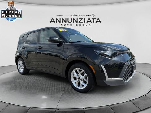 Certified 2023 Kia Soul LX w/ Option Group 015 FWD image 7
