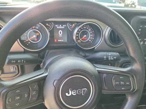 Used 2023 Jeep Gladiator Sport w/ Trailer Tow Package image 25