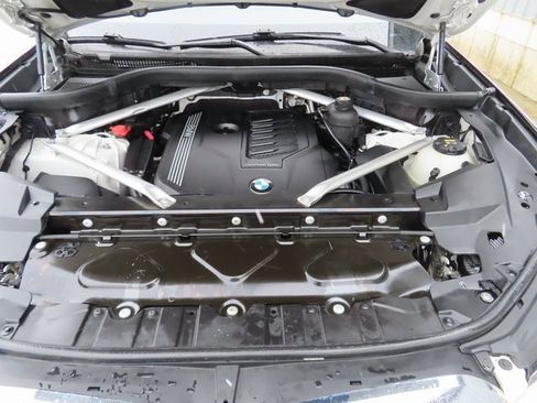 Used 2020 BMW X5 xDrive40i w/ Premium Package image 12