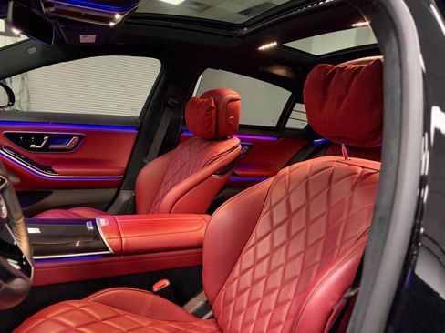 Used 2023 Mercedes-Benz S 580 4MATIC Sedan image 19