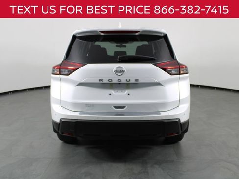 New 2026 Nissan Rogue SV FWD image 7
