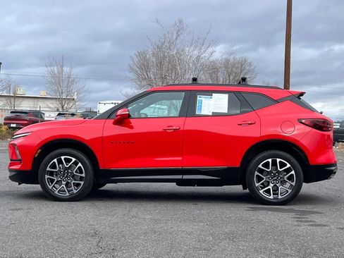 Certified 2023 Chevrolet Blazer RS w/ Driver Confidence II Package image 5