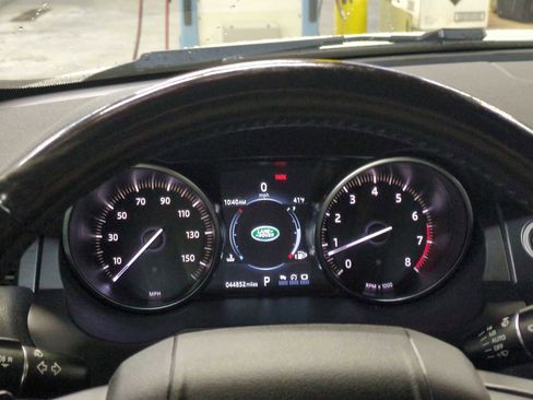 Used 2019 Land Rover Range Rover Evoque SE image 29