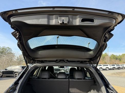 New 2026 Jeep Compass Latitude image 32