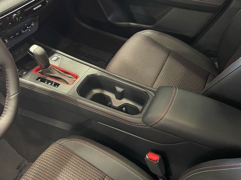 Used 2025 Nissan Kicks SR w/ SR Premium Package image 30