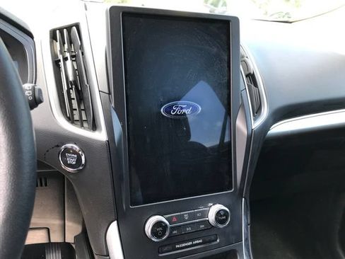 Used 2024 Ford Edge Titanium AWD/4WD image 7